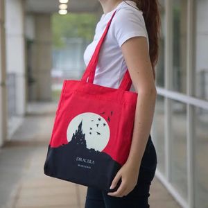 BOLSA DE TELA DRCULA MOON BOOK