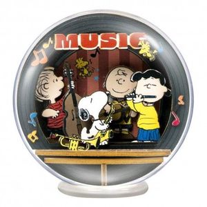 MAQUETA CON MOVIMIENTO DIORAMA 3D SNOOPY MUSIC