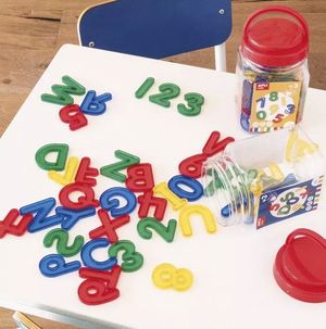 LETRAS Y NMEROS TRANSPARENTES BOTE 36 PIEZAS